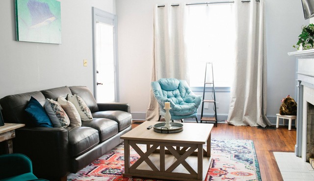 Stylish Cozy 2BR | Cloverdale & Pet-Friendly Stay