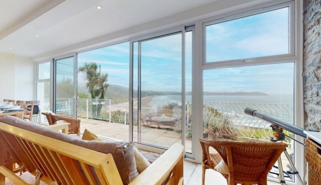 Superb Panoramic Sea Views Sleeps 10 Pet Friendly in Woolacombe