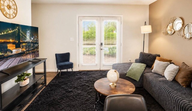 The Atlas Townhome | Hoover Luxury 2BR H2