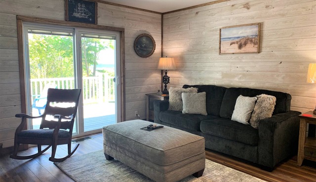 The Blue Bliss- Lake Huron Views in Saint Ignace
