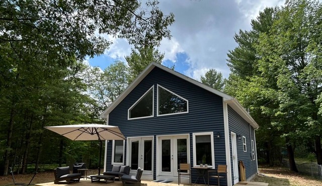 The Blue Elk - Lake Huron Views & Beach Access