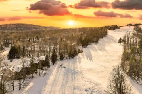 Trail Side Access Retreat I Alpen Villas at Powderhorn Mountain