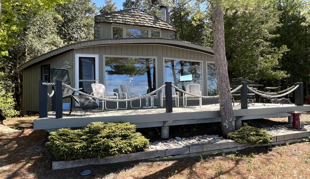 Unique Cabin with Private Beach on Lake Michigan in Northport