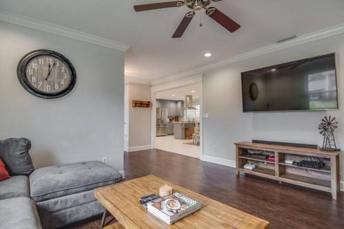 Updated Midtown Home, 12 min from Downtown TLH