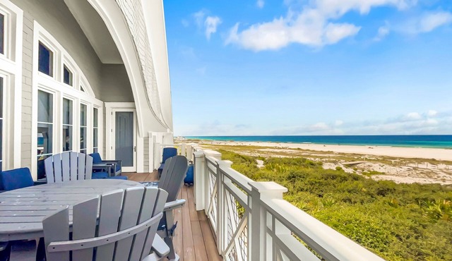 Views From Above 3 Bedroom Condo by RedAwning