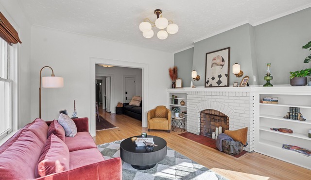 Walkable Downtown: The Mary Dill House c. 1932