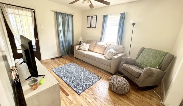 Warm & Charming U.P. Home near Downtown & LSSU