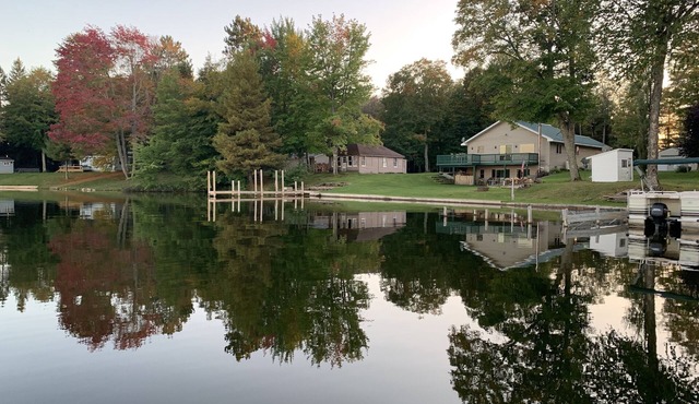Waterfront cabin located 15 mi from Pictured Rocks and 10 mi from Munising.