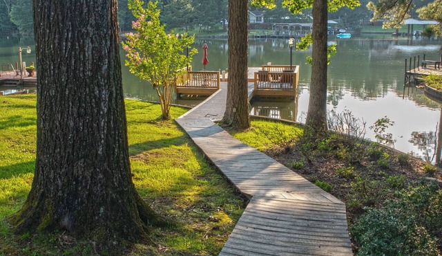 Waterfront Home Near Real Island