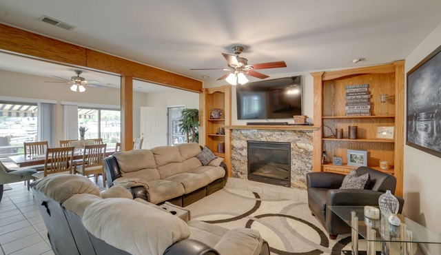 Waterfront Jackson Vacation Rental on Olcott Lake!