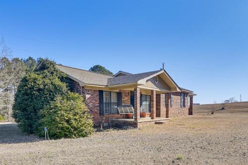 Watkins Home Noxapater Country Retreat!