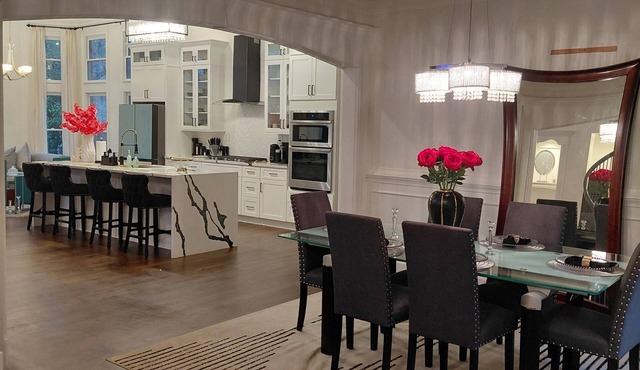 World Cup FIFA Multi Family Retreat Near Airport