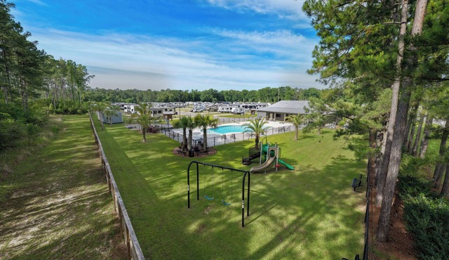 Your All-Inclusive Glamping Escape Awaits 5 Miles from the Beach! Pets Welcome!