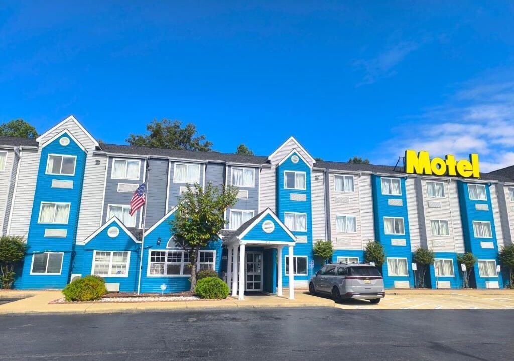 Homewood Hotel | Budgetel Inn Birmingham