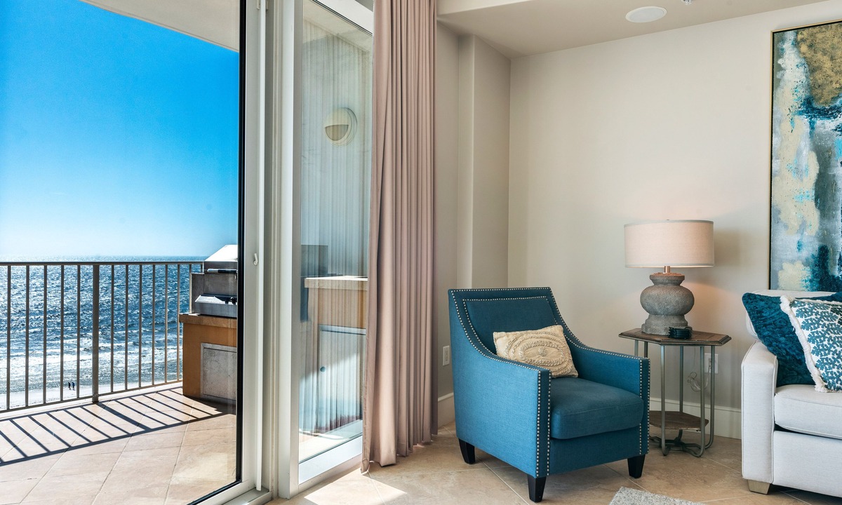 Orange Beach Condo | Turquoise C702-Beach Front