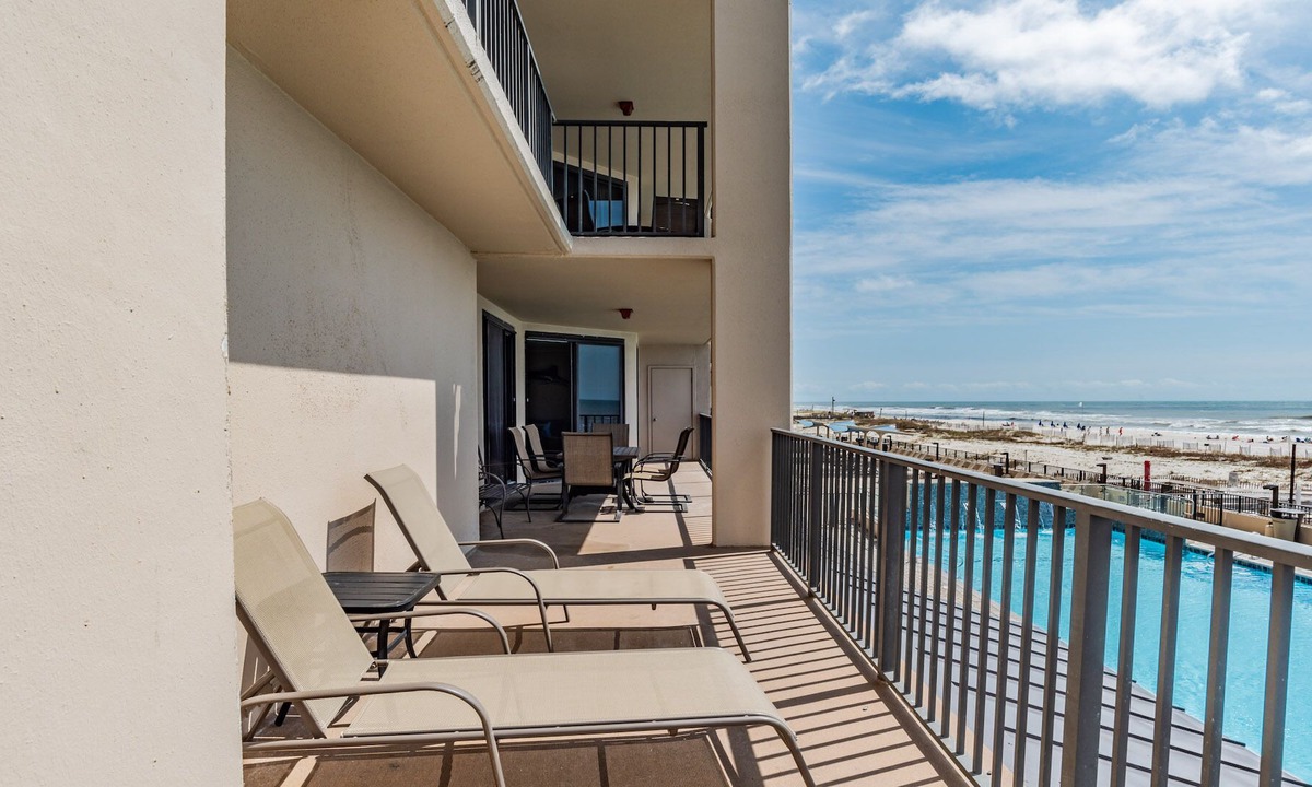 Orange Beach East Condo | 2nd Floor, HUGE Balcony, Premium Phoenix X Condo!