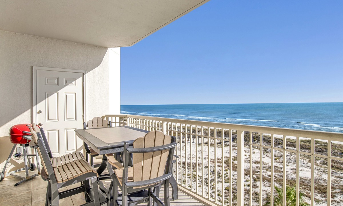 Fort Morgan Condo | Gulf Front Beach Club - Renovated Corner Condo, Direct Gulf Views! Pool, WIFI