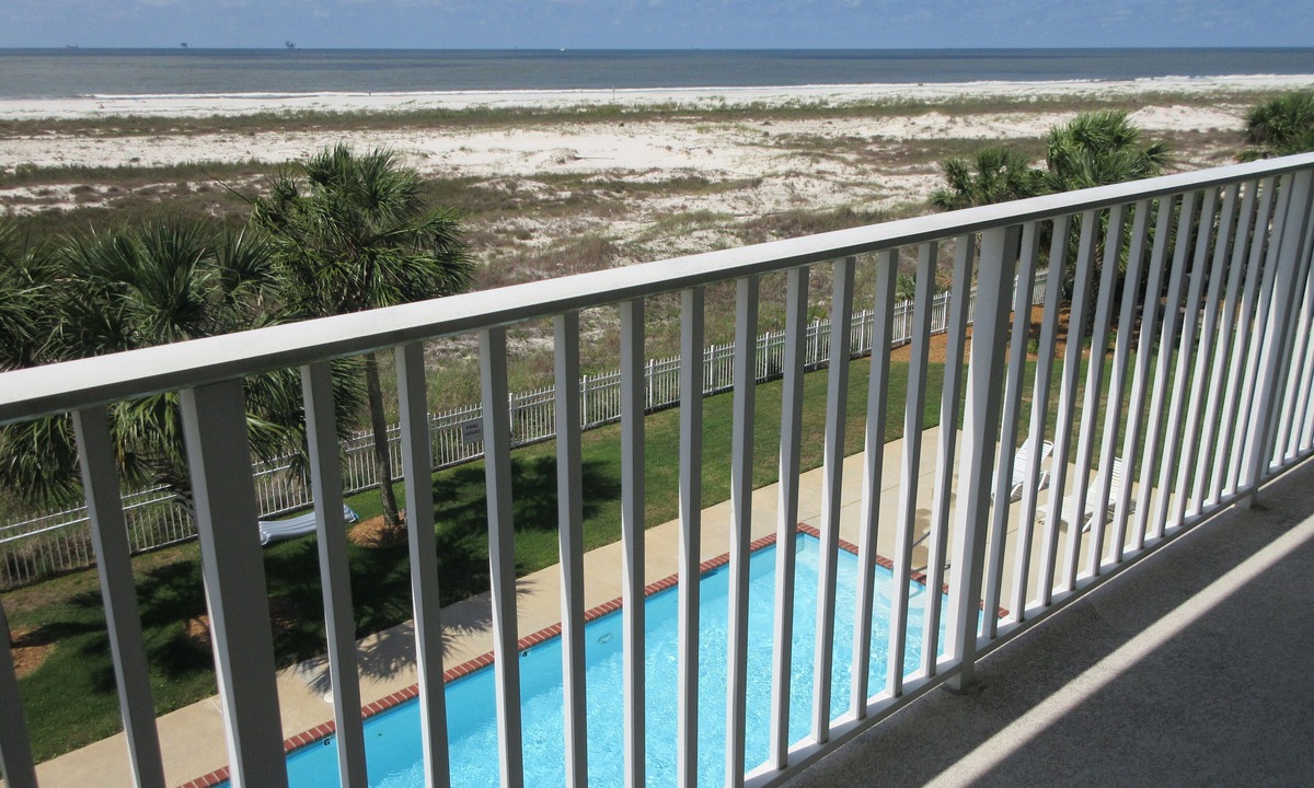 Dauphin Island Condo | Inn at Dauphin Island 309 Wonderful Unit with Expansive Views!