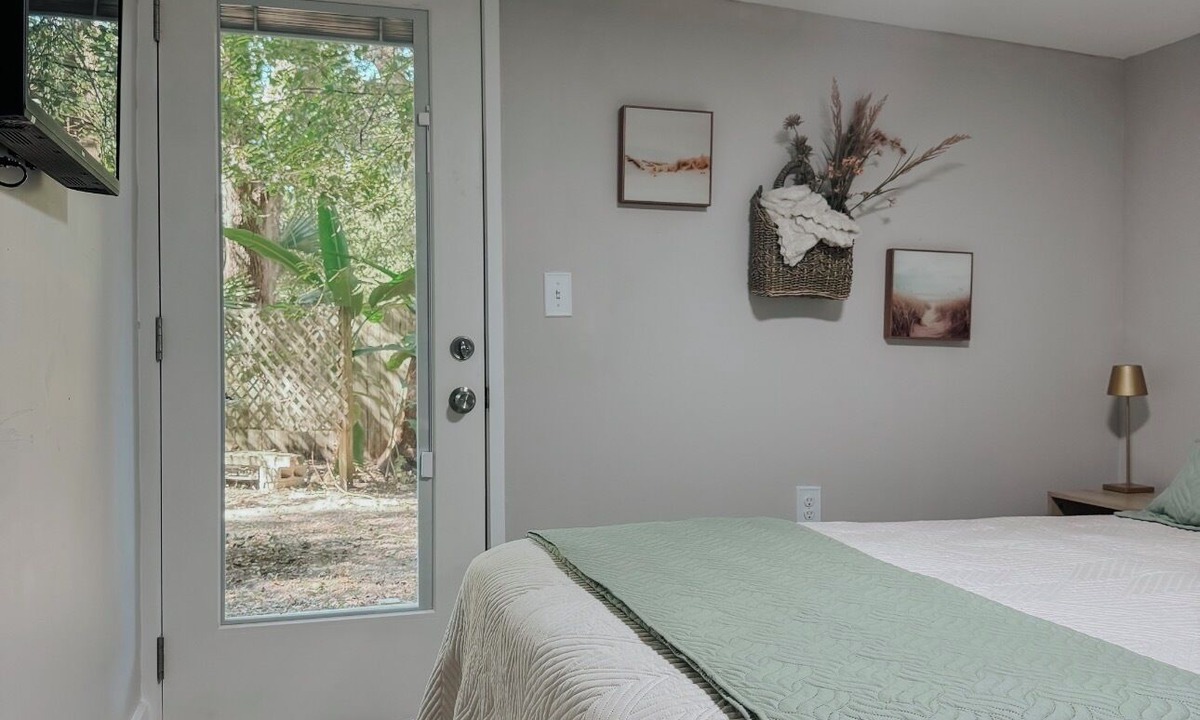 Northwest Pensacola Apartment | Cozy Apartment Near Downtown and Pensacola NAS