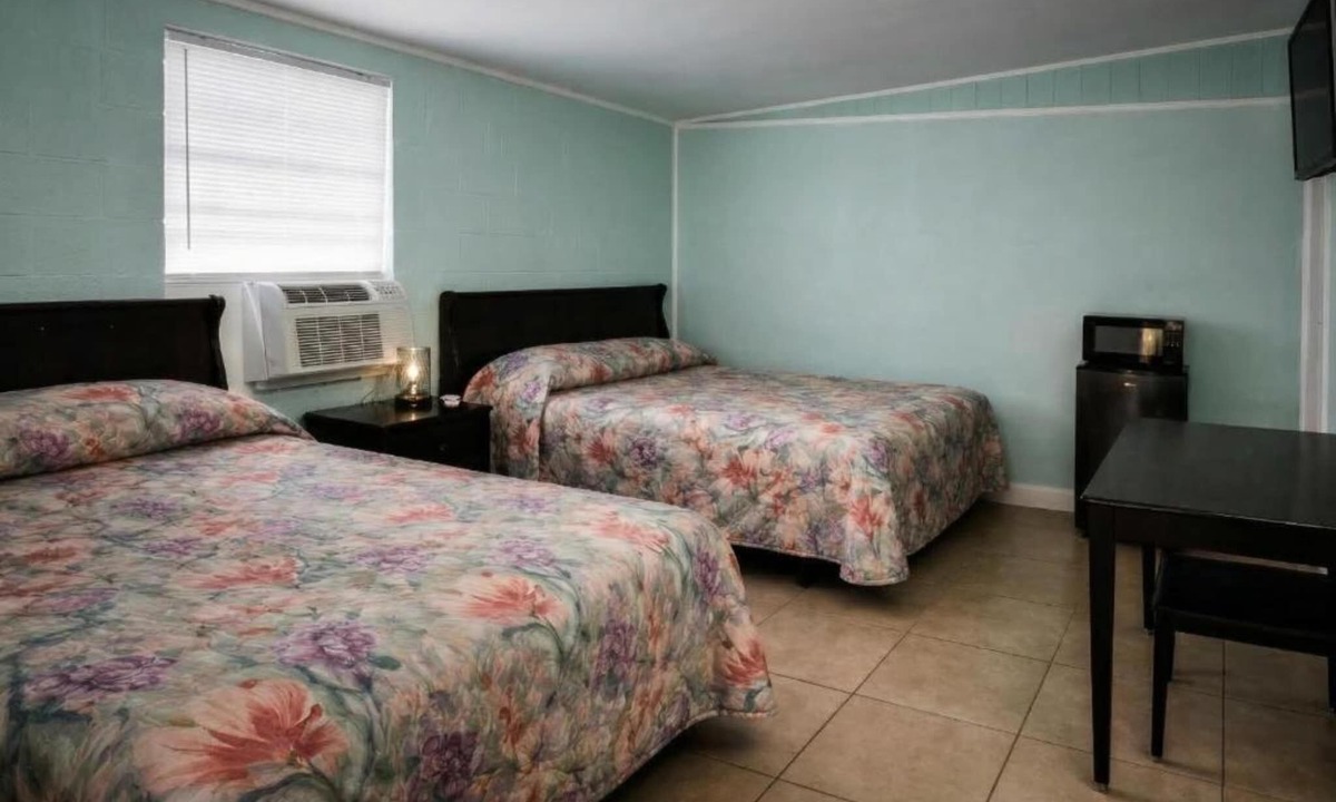 Mobile Apartment | 1 Queen Bed,2 Full Bed|Smk
