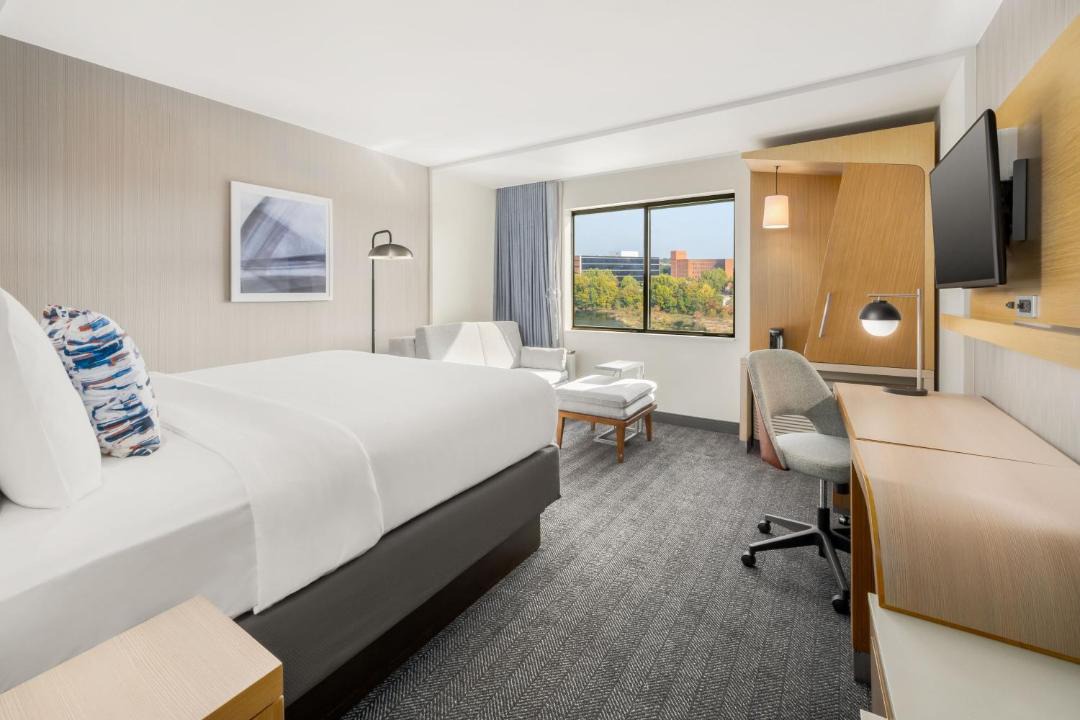 Phenix City Hotel | Courtyard by Marriott Columbus Phenix City
