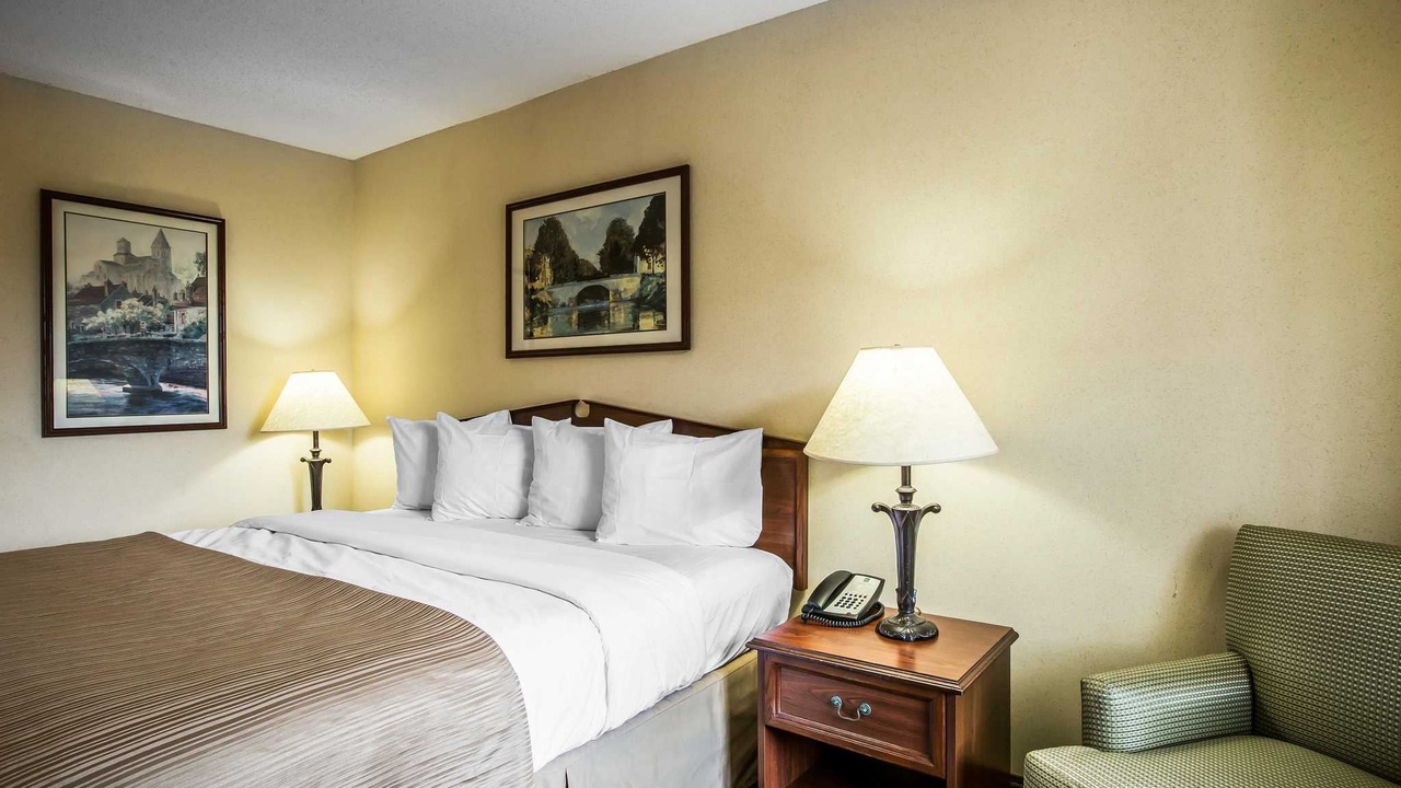 Photo of Bedroom in Bessemer