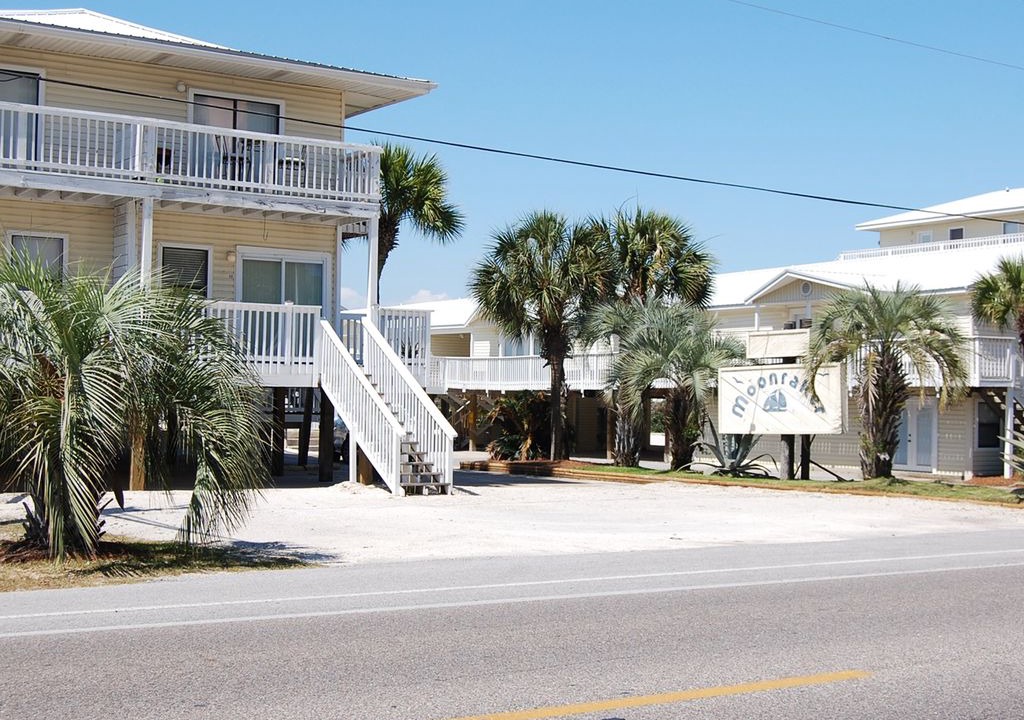 Photo of Buildings in Gulf Shores