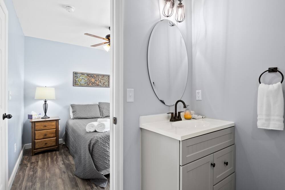 Photo of Bedroom in Crane Hill