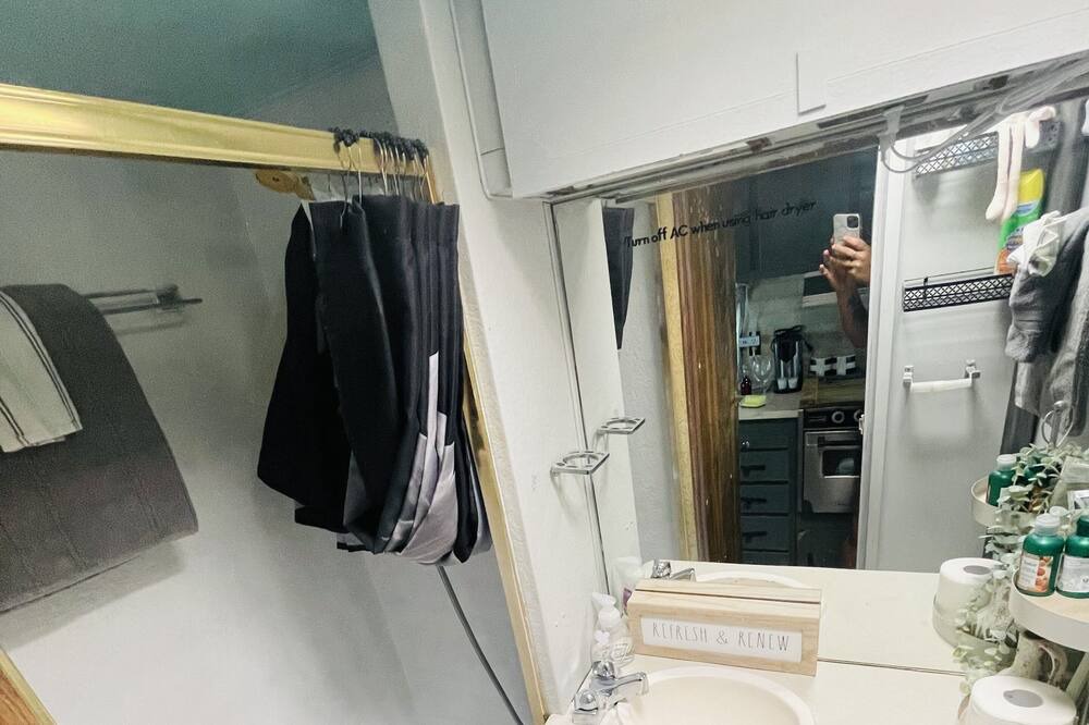 Photo of Bathroom in Foley