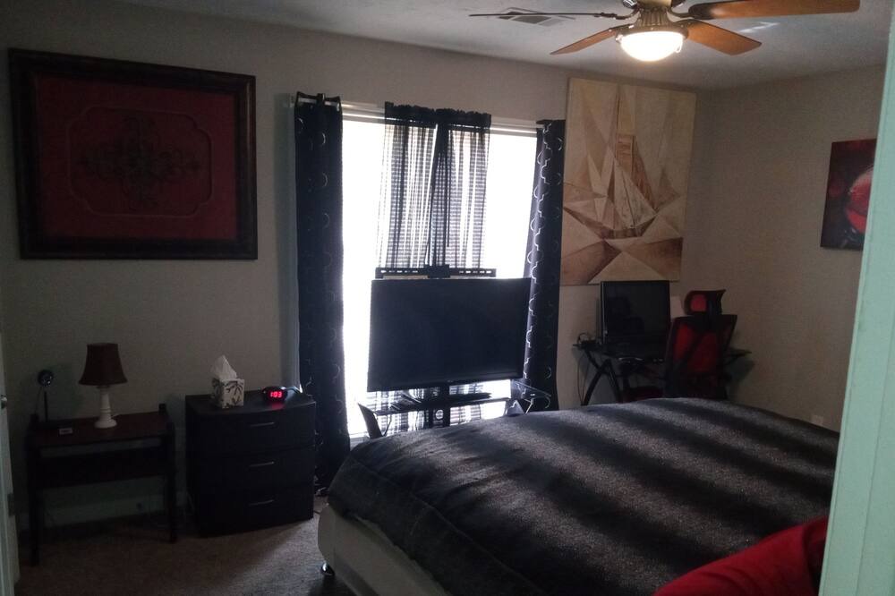 Photo of Bedroom in Phenix City