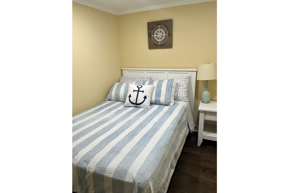 Photo of Bedroom in Rogersville