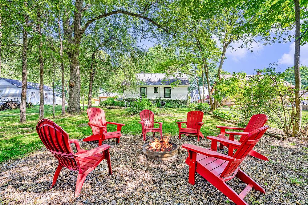 Photo of Outdoor in Paw Paw Lake