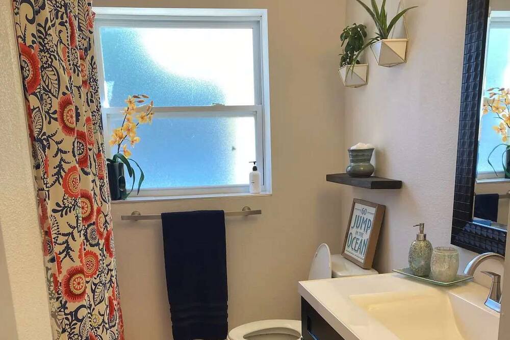 Photo of Bathroom in Southeast Pensacola