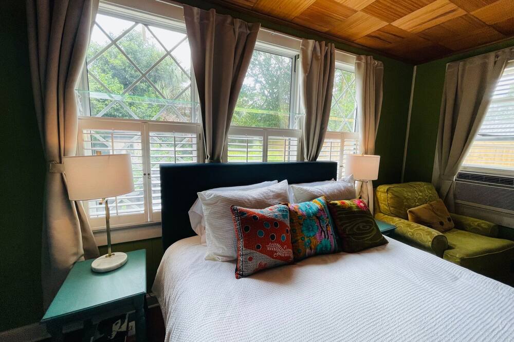 Photo of Bedroom in East Hill