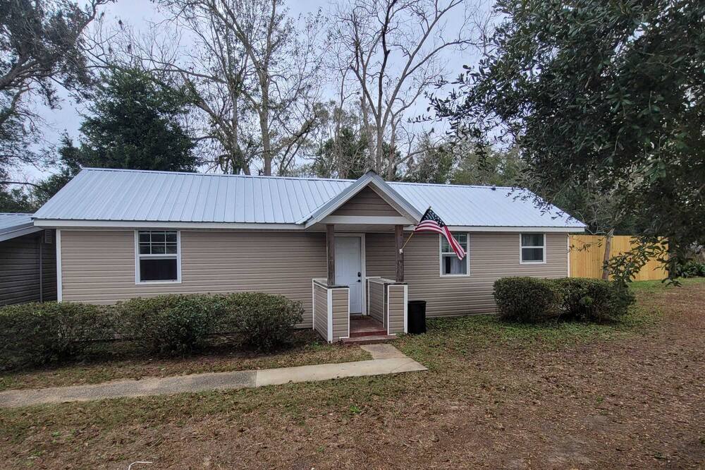 Photo of Outdoor in West Pensacola
