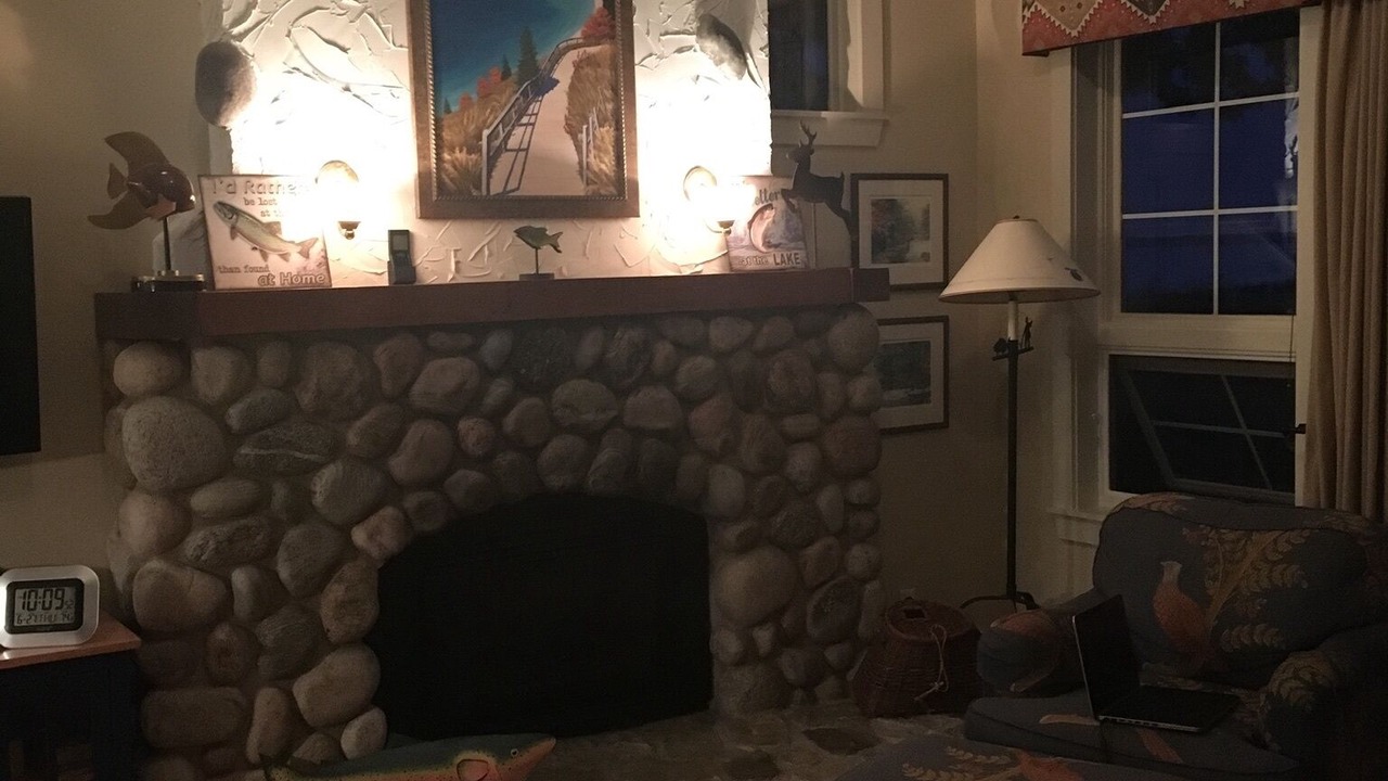 Photo of Livingroom in Maple City
