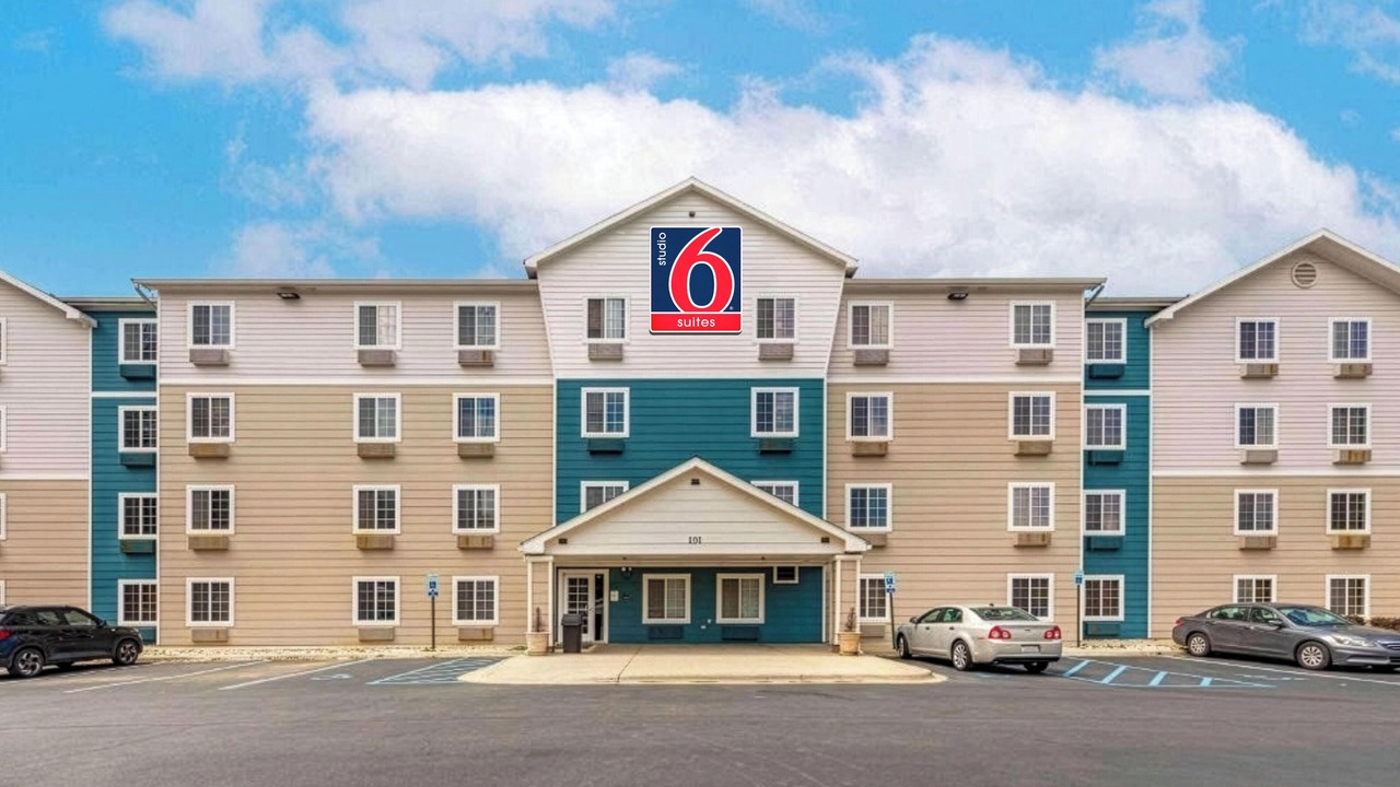Photo of Outdoor in Pelham