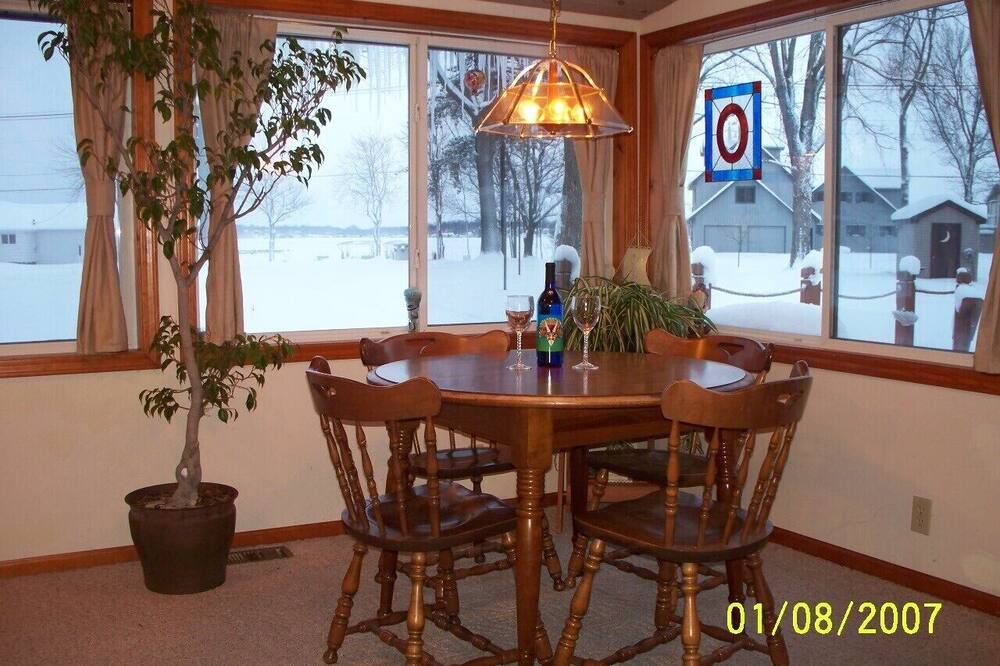 Photo of Bedroom in Paw Paw Lake