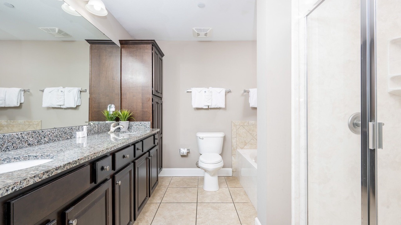Photo of Bathroom in Orange Beach
