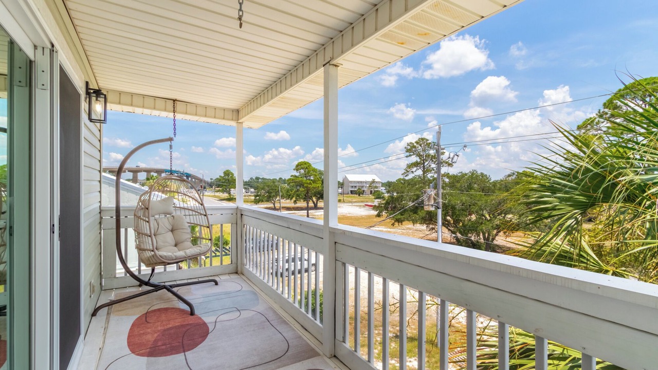 Photo of Patio Balcony in Siguenza Cove