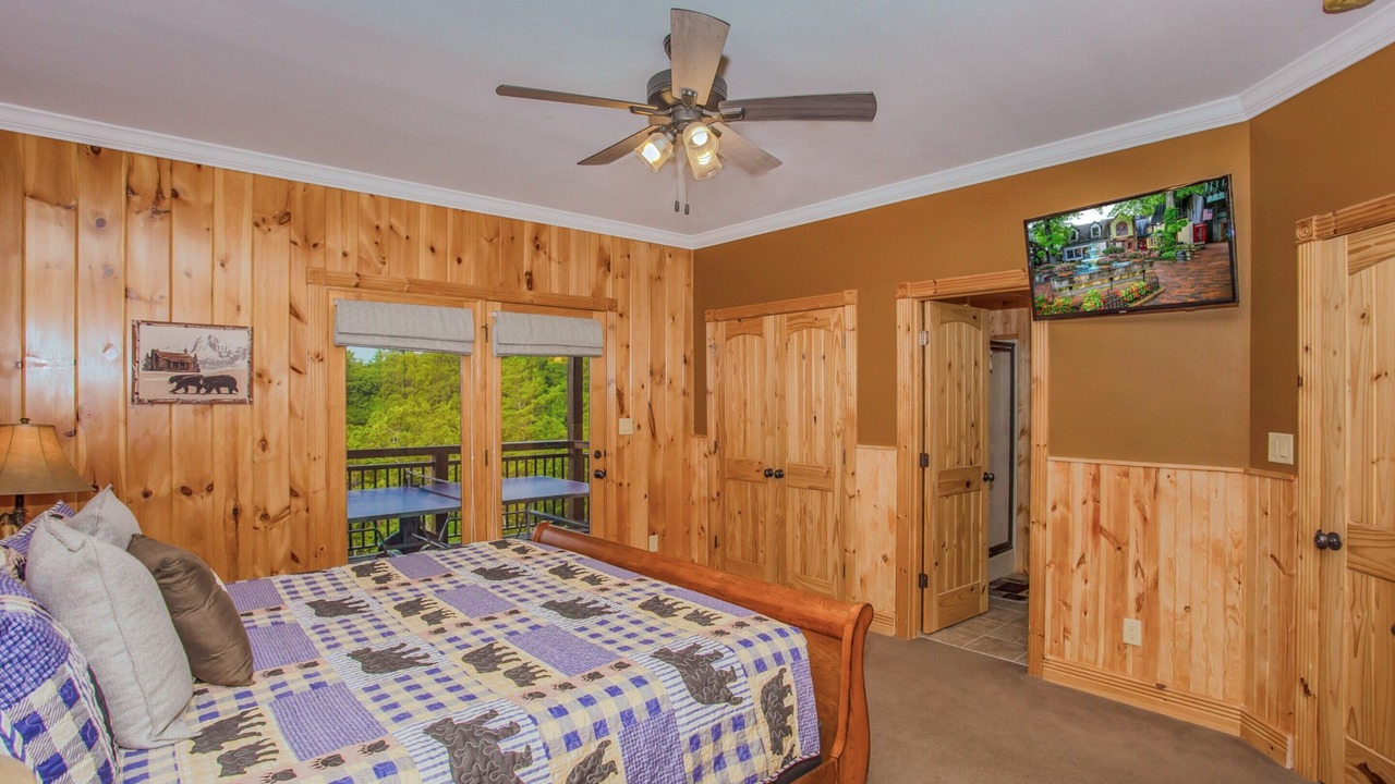 Photo of Outdoor in Gatlinburg - Pigeon Forge