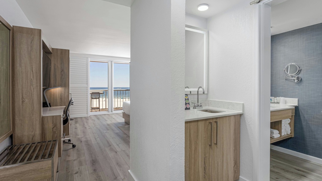 Photo of Bedroom in Orange Beach