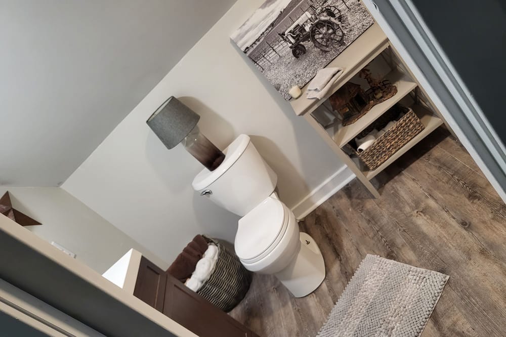 Photo of Bathroom in Elberta