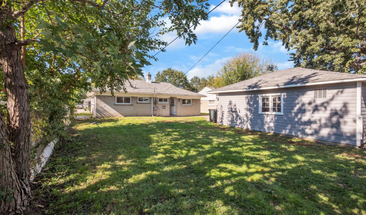 Photo of Outdoor in Madison Heights