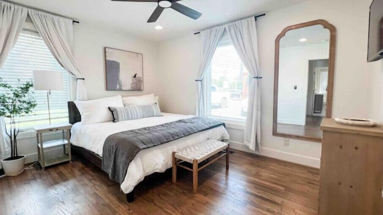 Photo of Bedroom in Homewood
