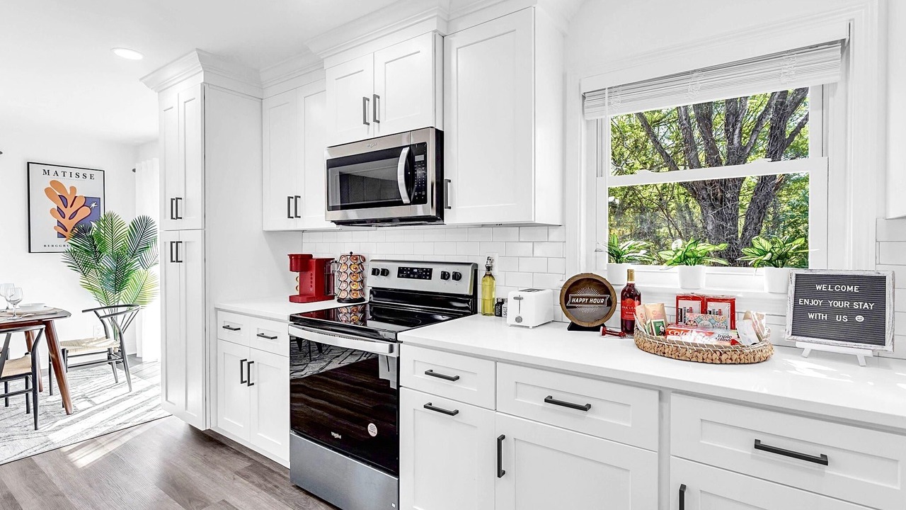 Photo of Kitchen in Candler-McAfee