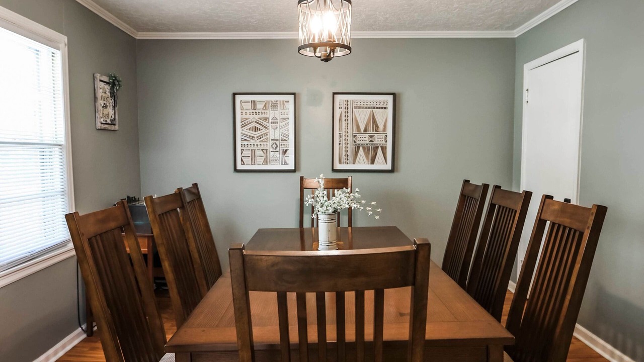 Photo of Livingroom in Anniston