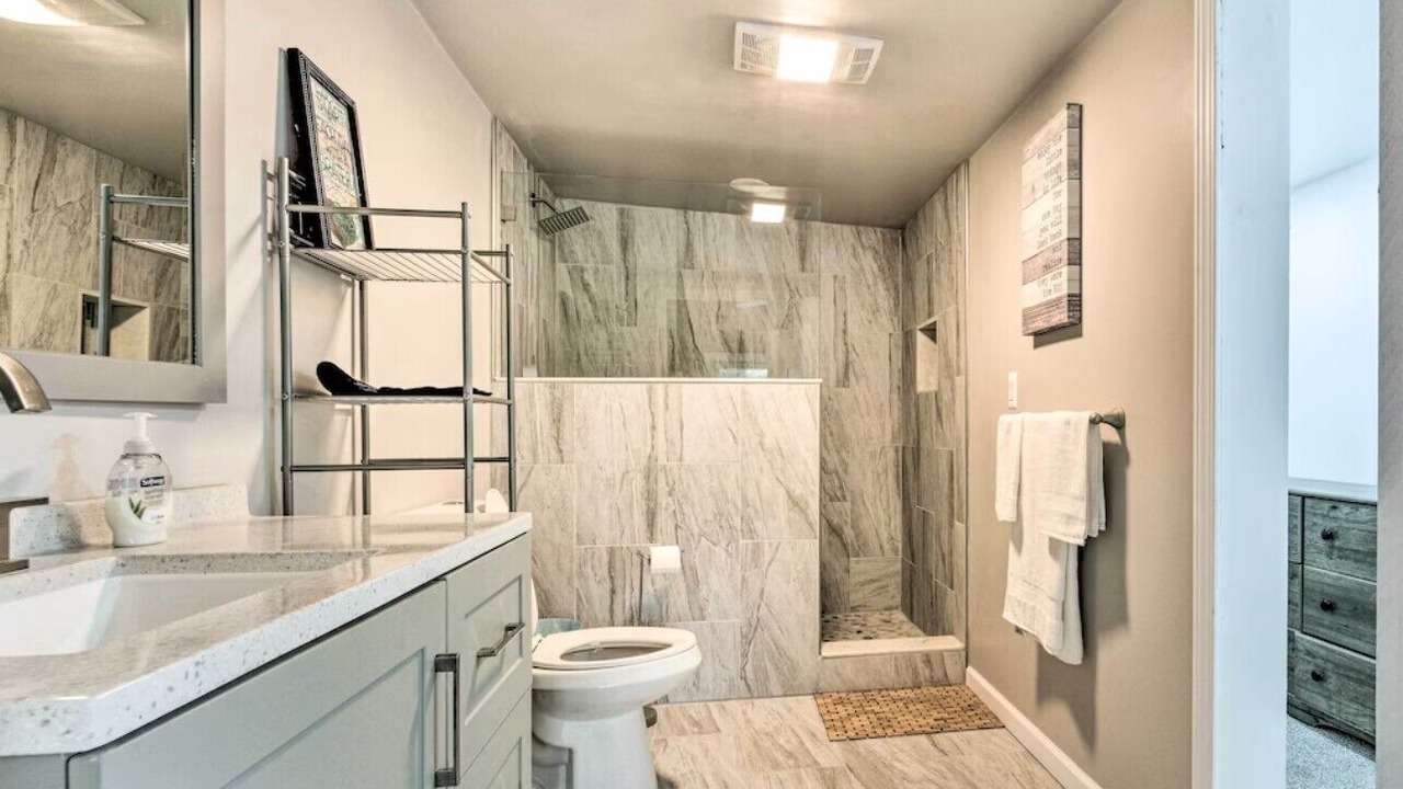 Photo of Bathroom in New Center Detroit