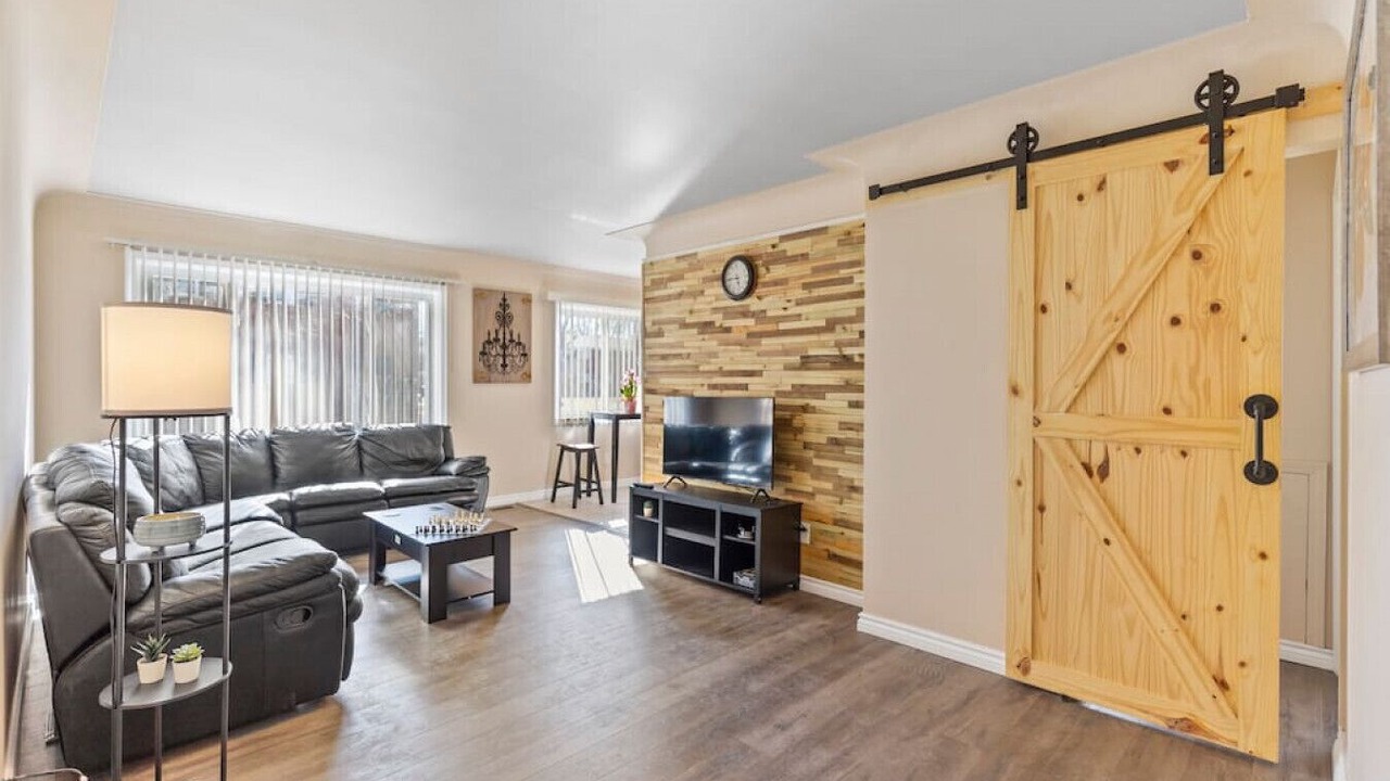 Photo of Livingroom in Shelby Township