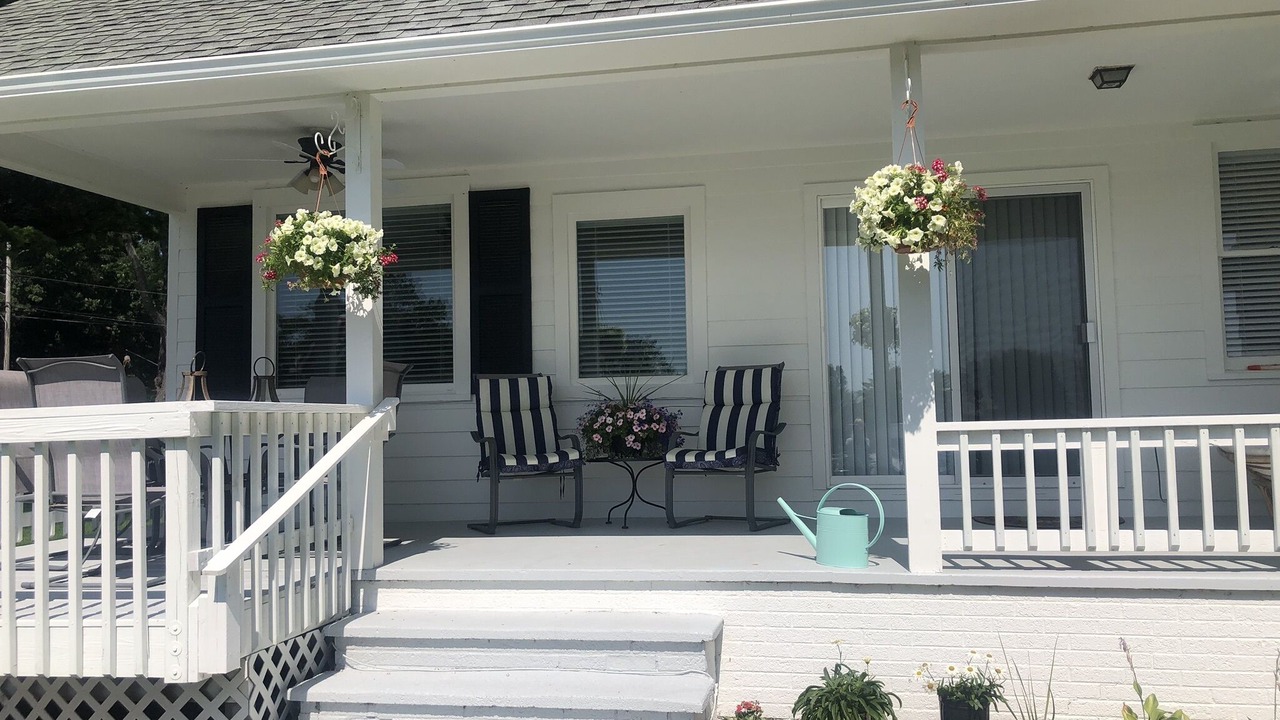 Photo of Patio Balcony in North Muskegon